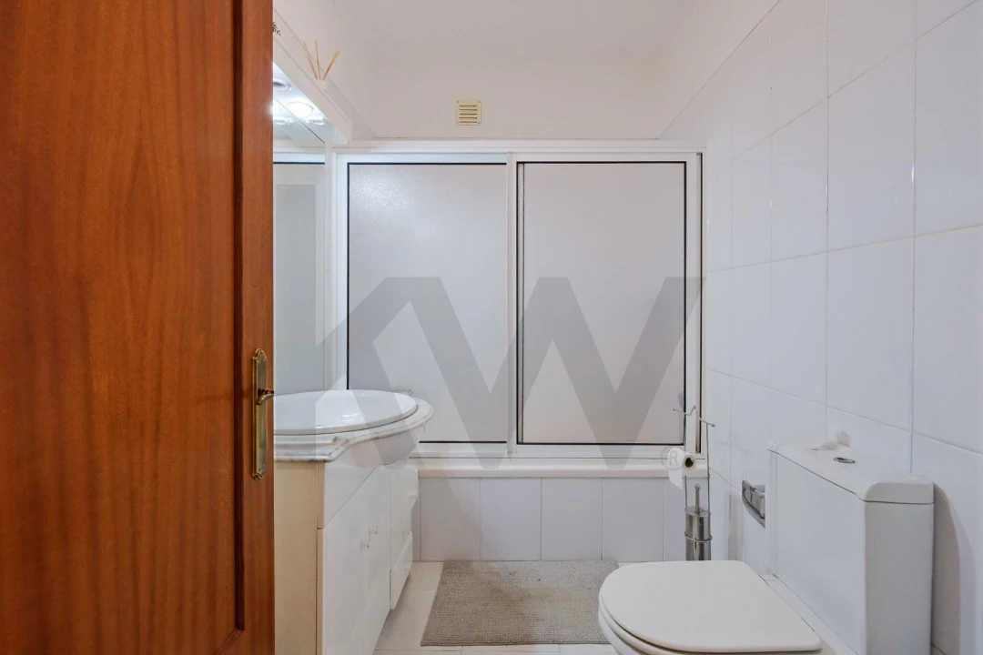 Apartamento T3 para Venda em Queluz e Belas Foto 14