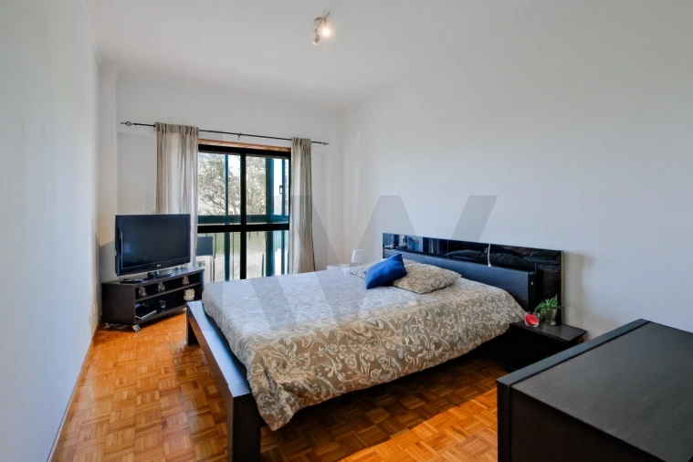 Apartamento T3 para Venda em Queluz e Belas Foto 21