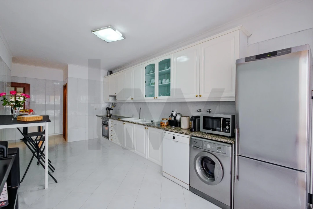 Apartamento T3 para Venda em Queluz e Belas Foto 12