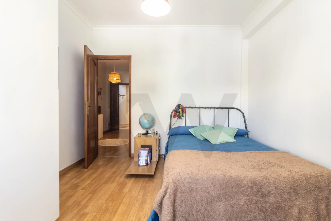 Apartamento T2 para Venda em Quinta do Conde Foto 27