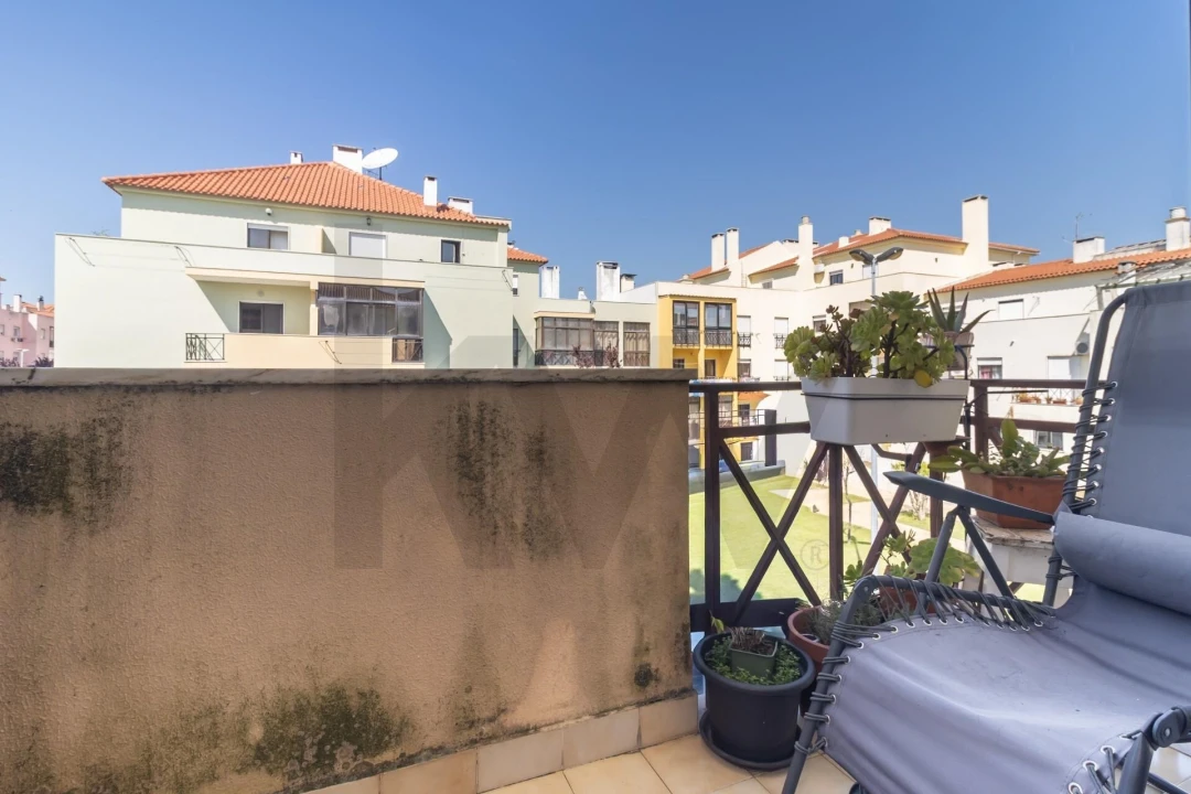 Apartamento T2 para Venda em Quinta do Conde Foto 28