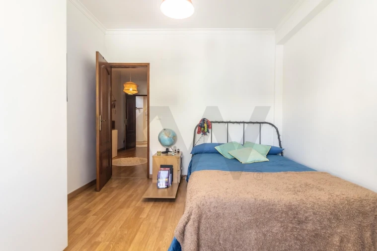 Apartamento T2 para Venda em Quinta do Conde Foto 27