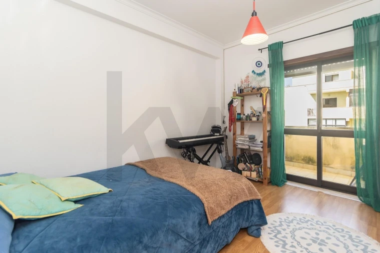 Apartamento T2 para Venda em Quinta do Conde Foto 25