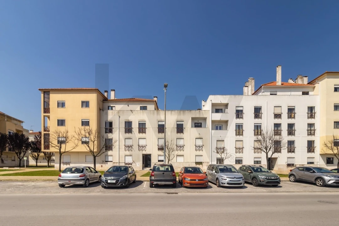 Apartamento T2 para Venda em Quinta do Conde Foto 31