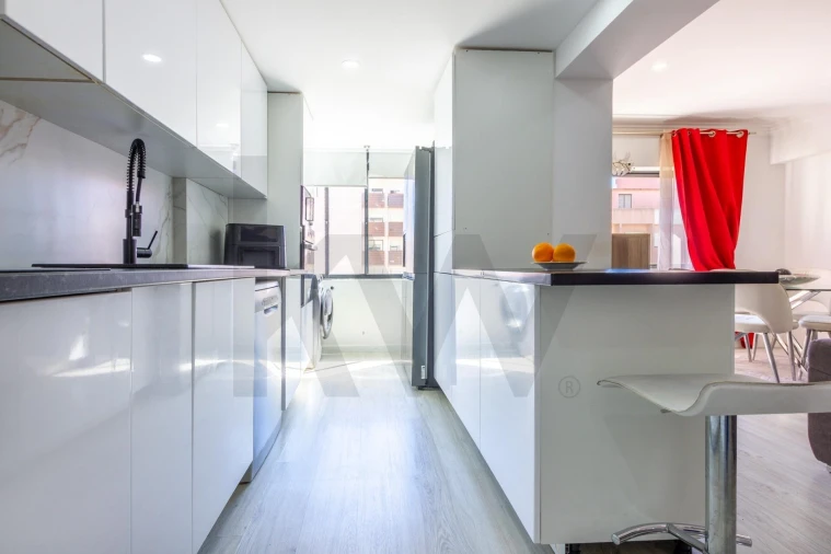 Apartamento T2 para Venda em Cacém e São Marcos Foto 8