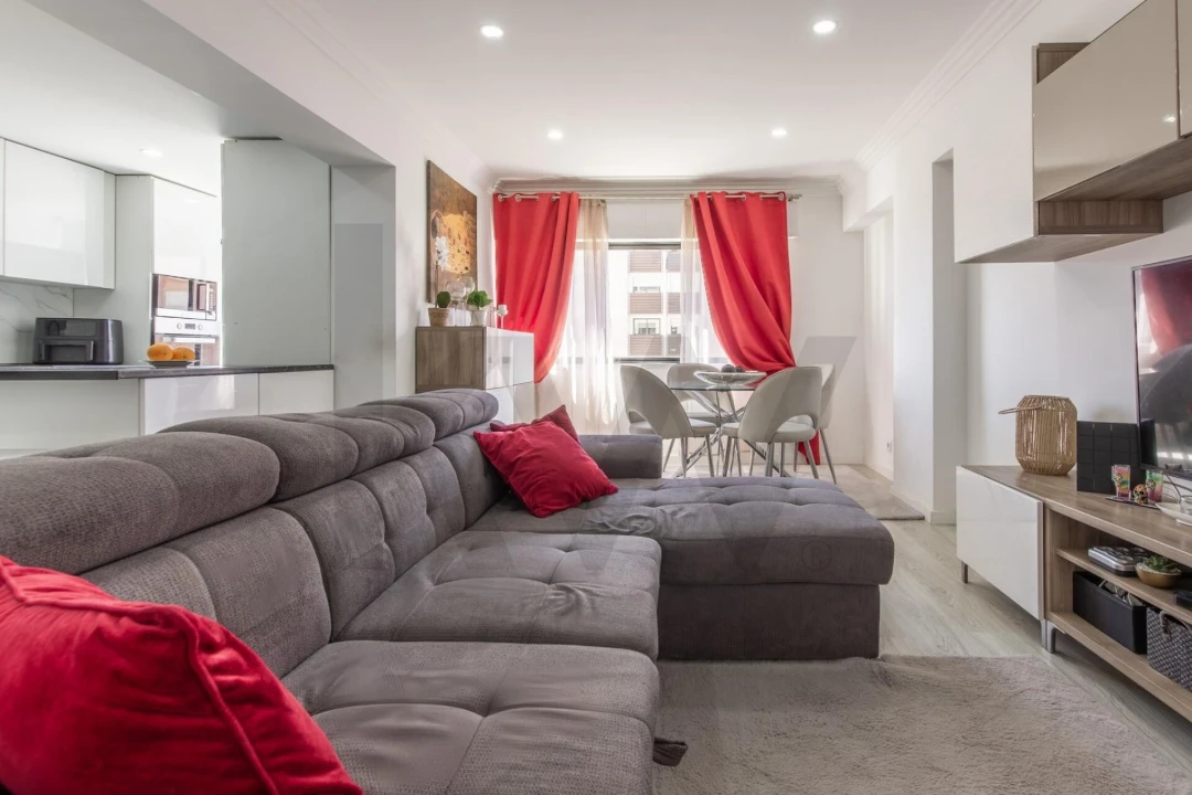 Apartamento T2 para Venda em Cacém e São Marcos Foto 1