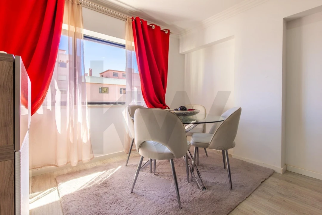 Apartamento T2 para Venda em Cacém e São Marcos Foto 6