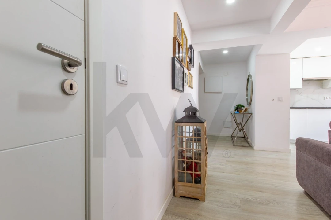 Apartamento T2 para Venda em Cacém e São Marcos Foto 2