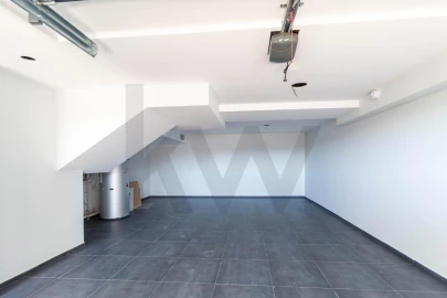 Moradia T3 para Venda em Paranhos