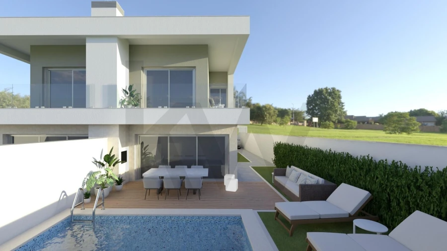 Moradia T4 para Venda em Fernao Ferro Foto 1