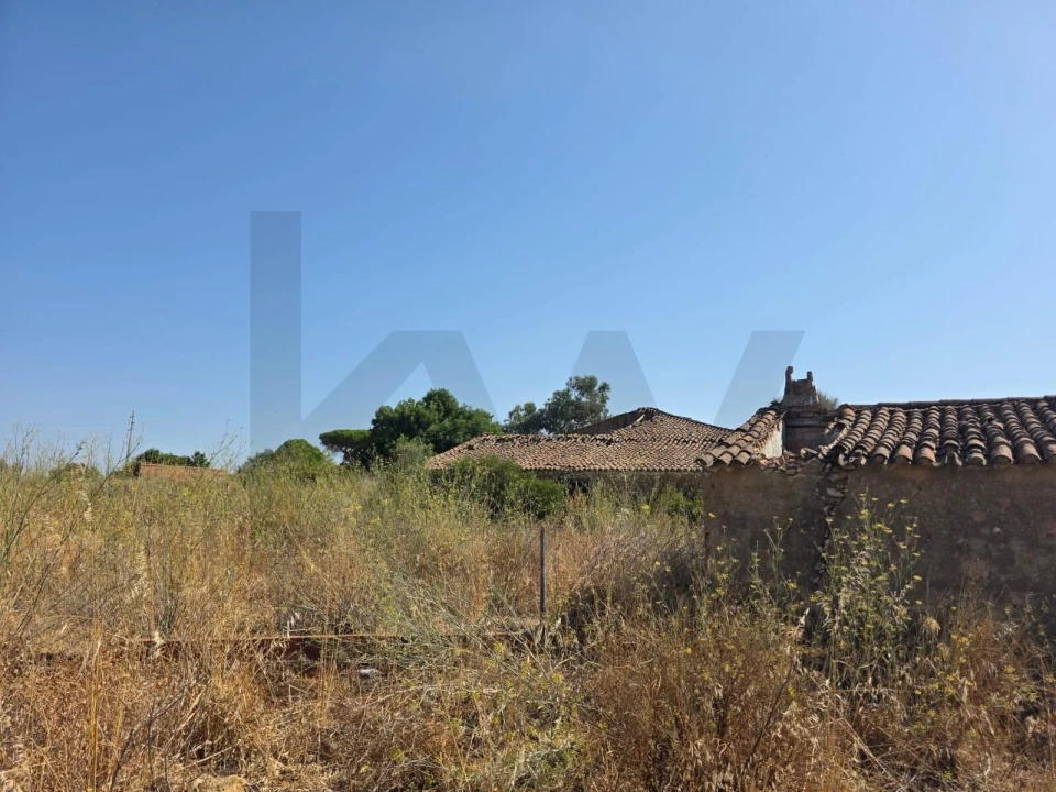 Terreno para Venda em Bensafrim e Barão de São João Foto 76
