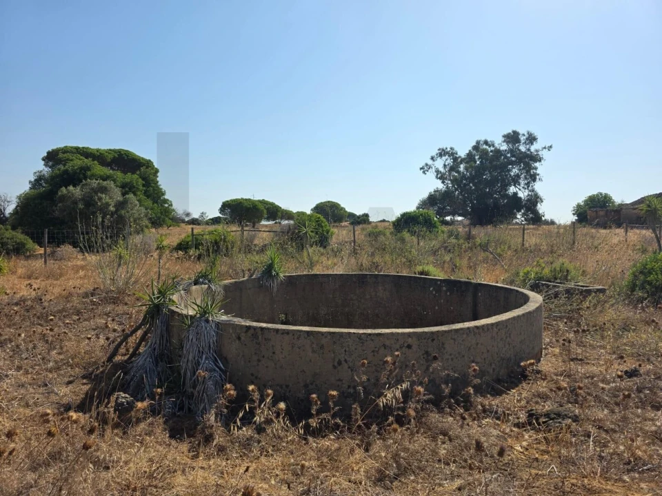 Terreno para Venda em Bensafrim e Barão de São João Foto 33