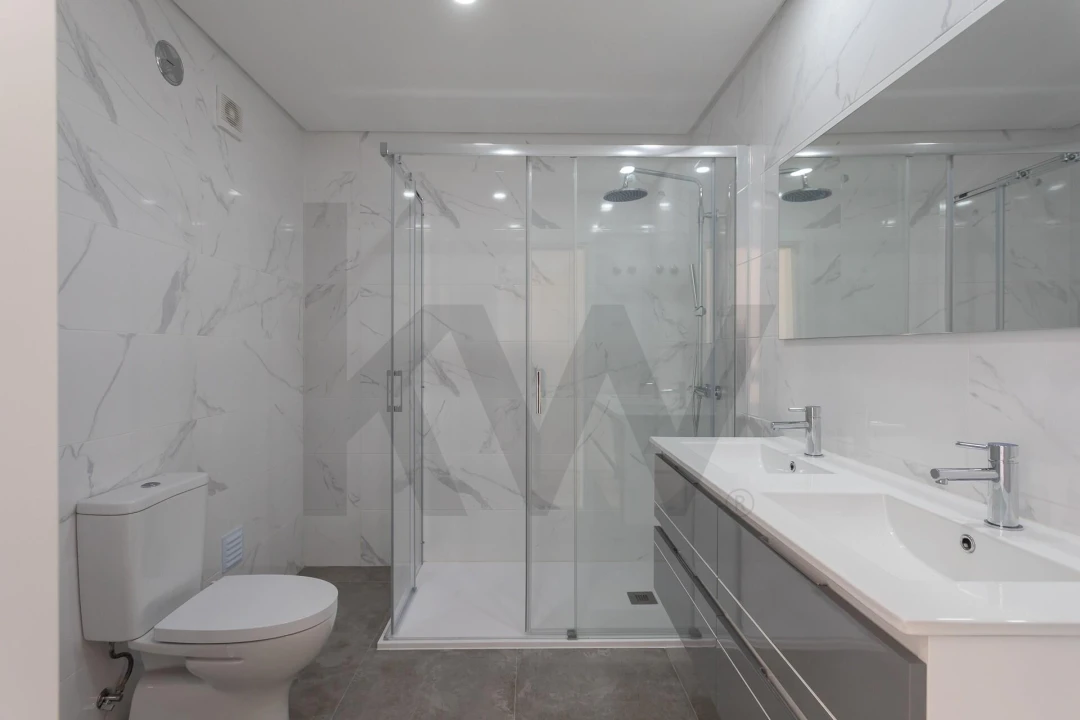 Apartamento T2 para Arrendamento em Seixal, Arrentela e Aldeia de Paio Pires Foto 19