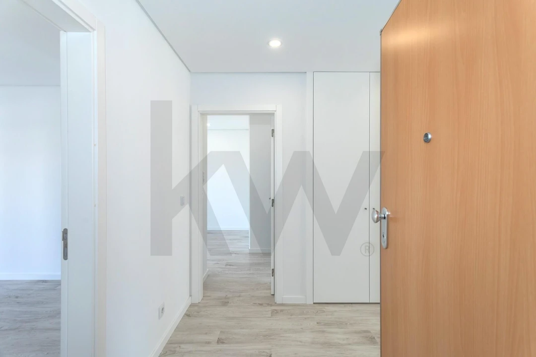 Apartamento T2 para Arrendamento em Seixal, Arrentela e Aldeia de Paio Pires Foto 2