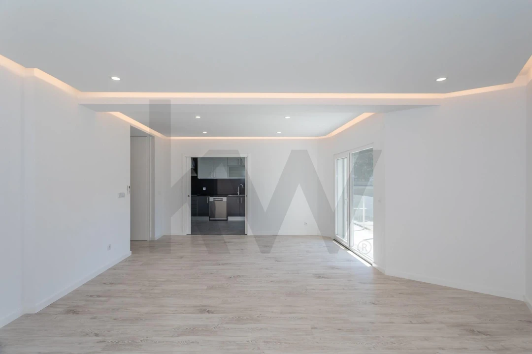 Apartamento T2 para Arrendamento em Seixal, Arrentela e Aldeia de Paio Pires Foto 7