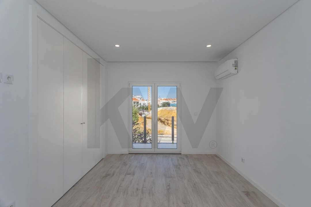 Apartamento T2 para Arrendamento em Seixal, Arrentela e Aldeia de Paio Pires Foto 22