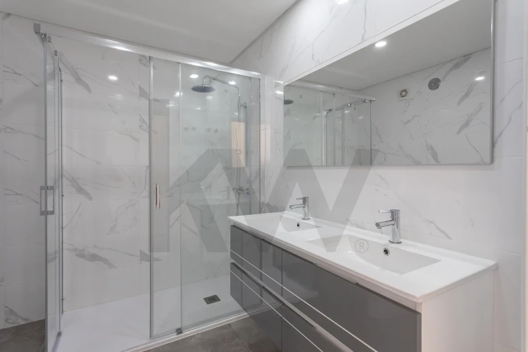 Apartamento T2 para Arrendamento em Seixal, Arrentela e Aldeia de Paio Pires Foto 20