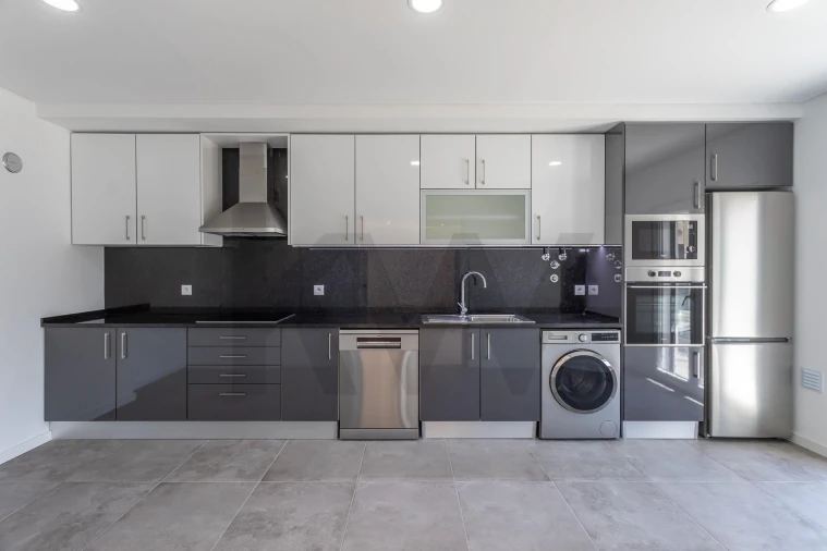 Apartamento T2 para Arrendamento em Seixal, Arrentela e Aldeia de Paio Pires Foto 11