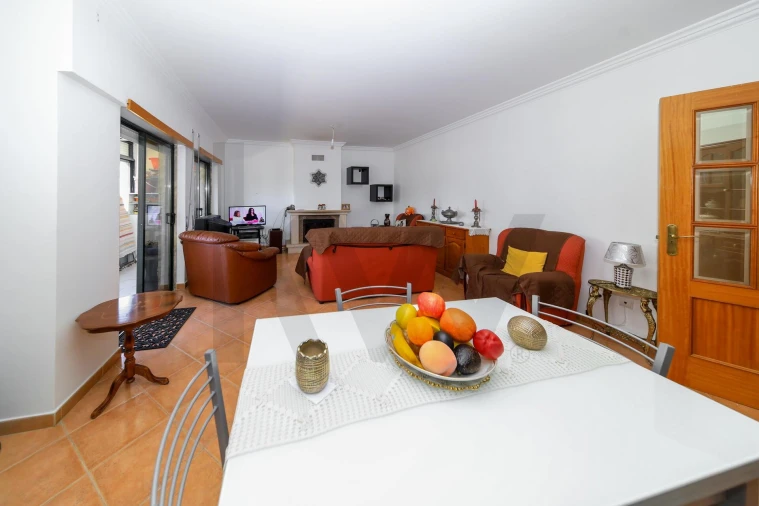 Apartamento T2 para Venda em Barreiro e Lavradio Foto 2