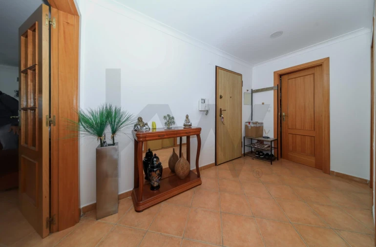Apartamento T2 para Venda em Barreiro e Lavradio Foto 14