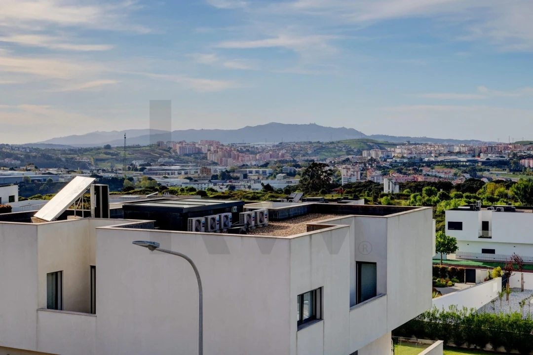 Apartamento T2 para Venda em Venteira Foto 16