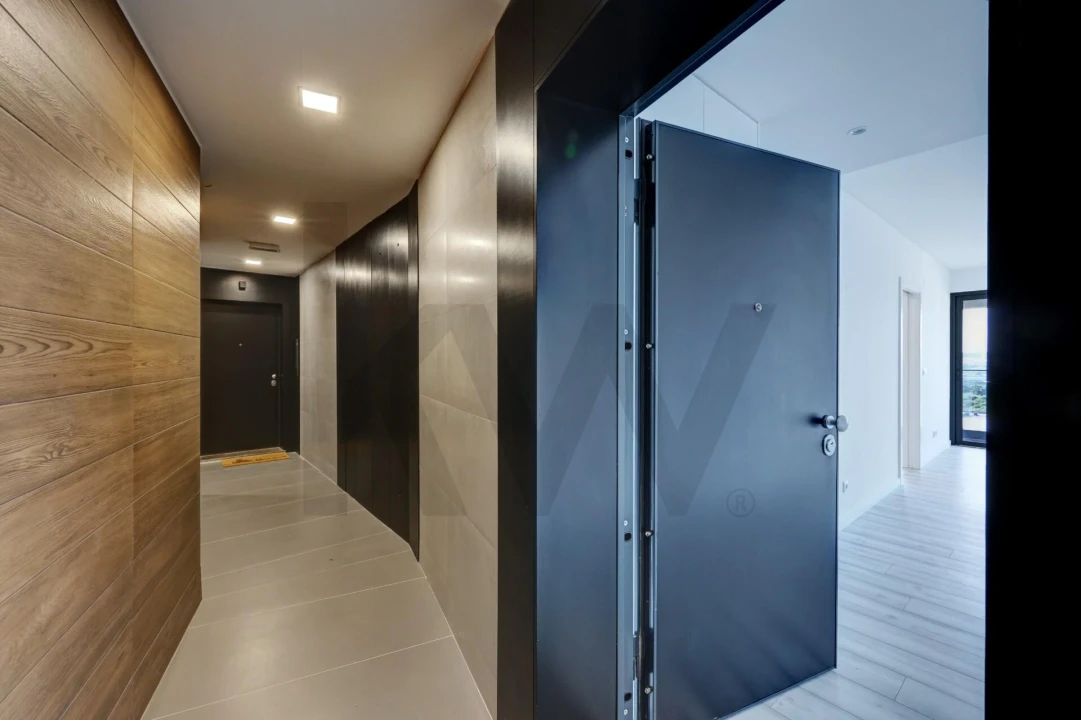 Apartamento T2 para Venda em Venteira Foto 37