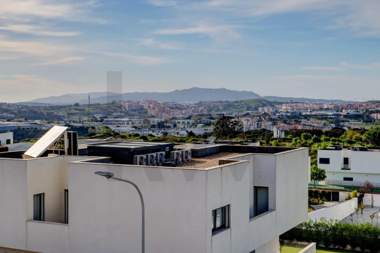 Apartamento T2 para Venda em Venteira Foto 16