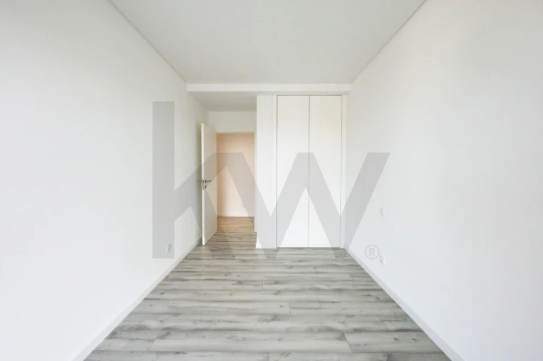 Apartamento T2 para Venda em Venteira Foto 27