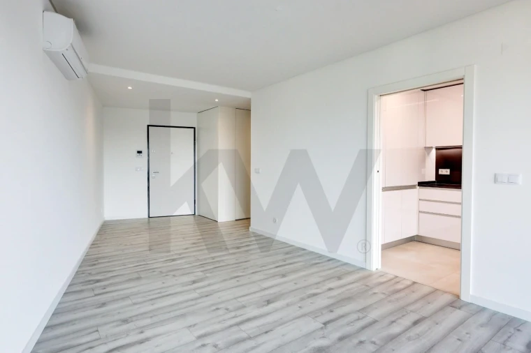 Apartamento T2 para Venda em Venteira Foto 8