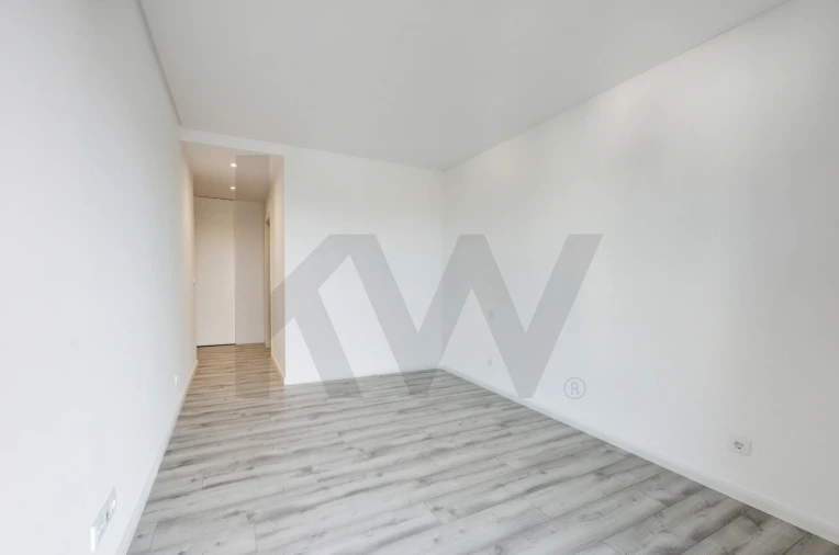 Apartamento T2 para Venda em Venteira Foto 34