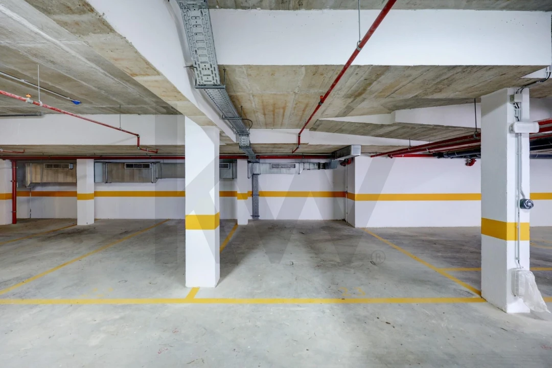 Apartamento T2 para Venda em Venteira Foto 39