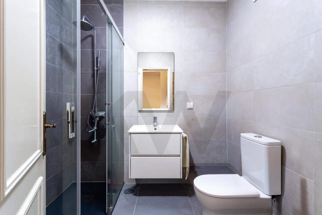 Apartamento T3 para Venda em Pontinha e Famões Foto 14