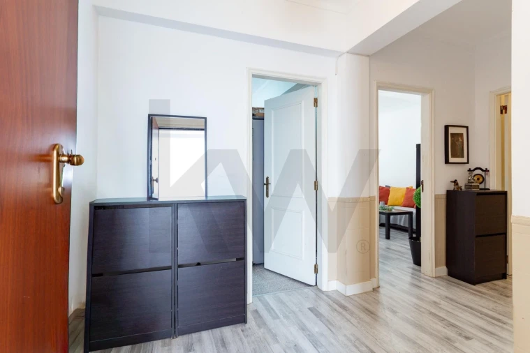 Apartamento T3 para Venda em Pontinha e Famões Foto 15