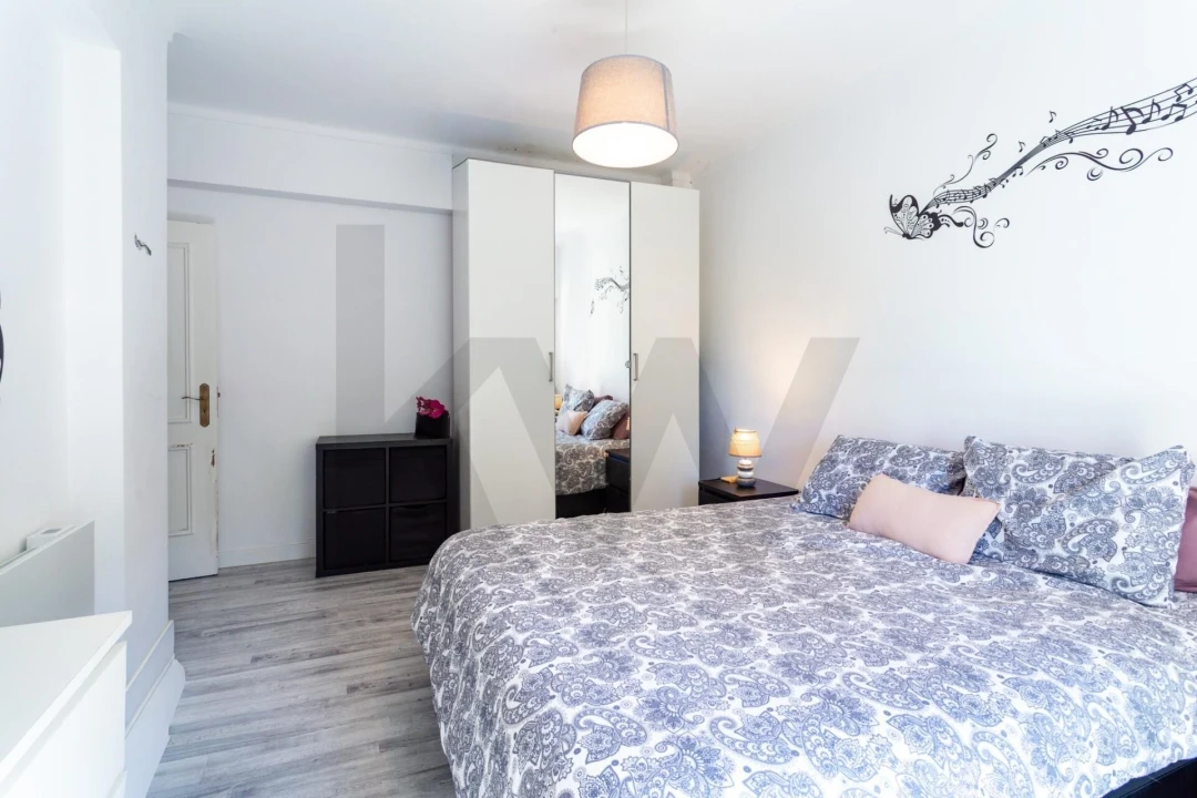 Apartamento T3 para Venda em Pontinha e Famões Foto 8