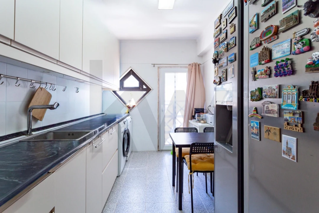 Apartamento T3 para Venda em Pontinha e Famões Foto 5