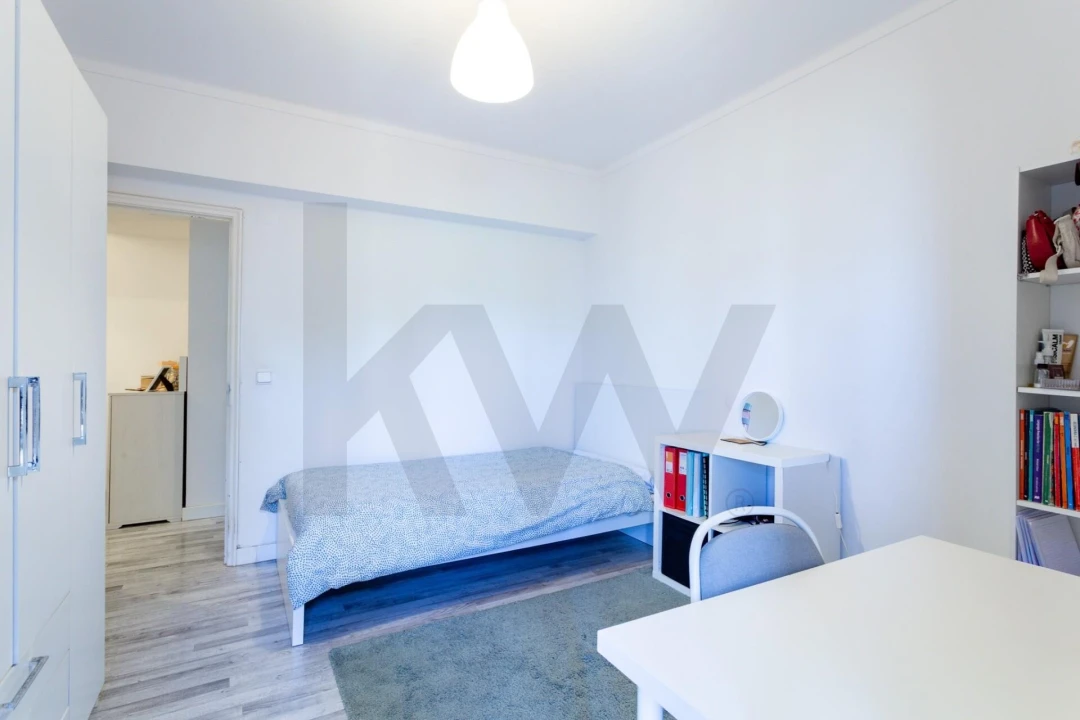 Apartamento T3 para Venda em Pontinha e Famões Foto 12