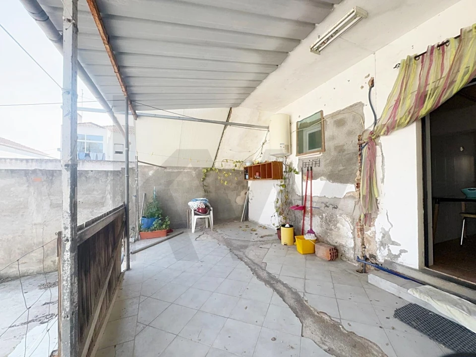 Moradia T2 para Venda em Romeira e Várzea Foto 26