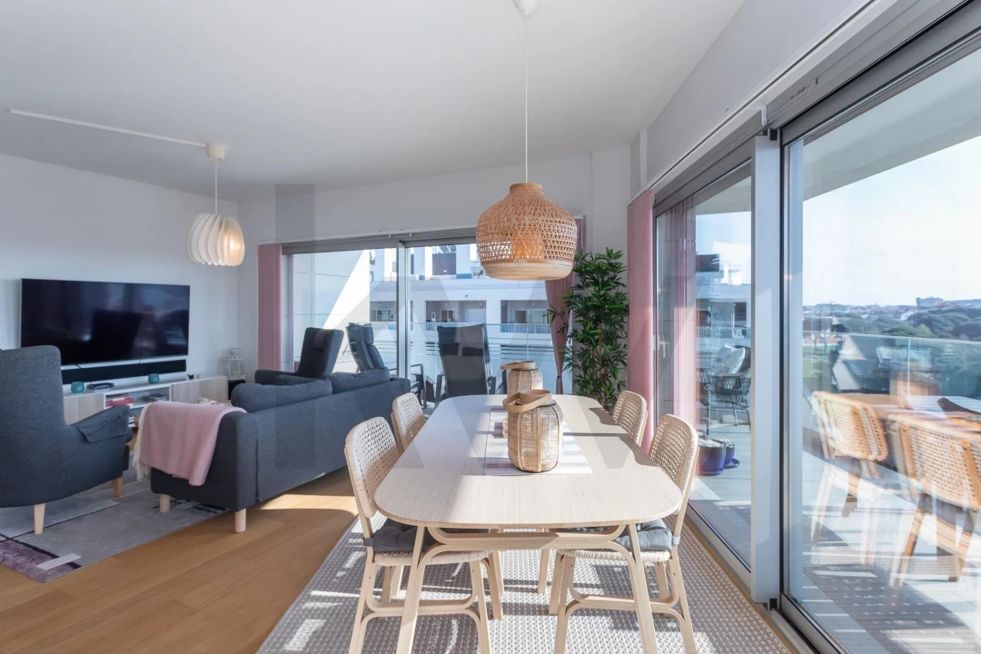 Apartamento T3 para Venda em Seixal, Arrentela e Aldeia de Paio Pires Foto 4