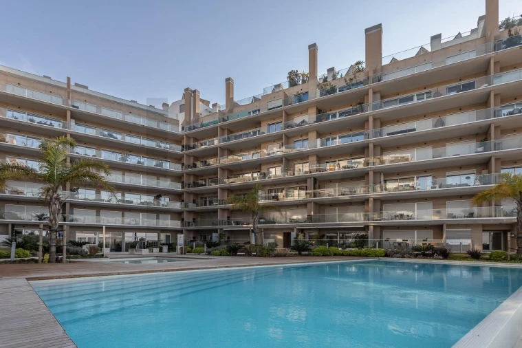 Apartamento T3 para Venda em Seixal, Arrentela e Aldeia de Paio Pires Foto 16