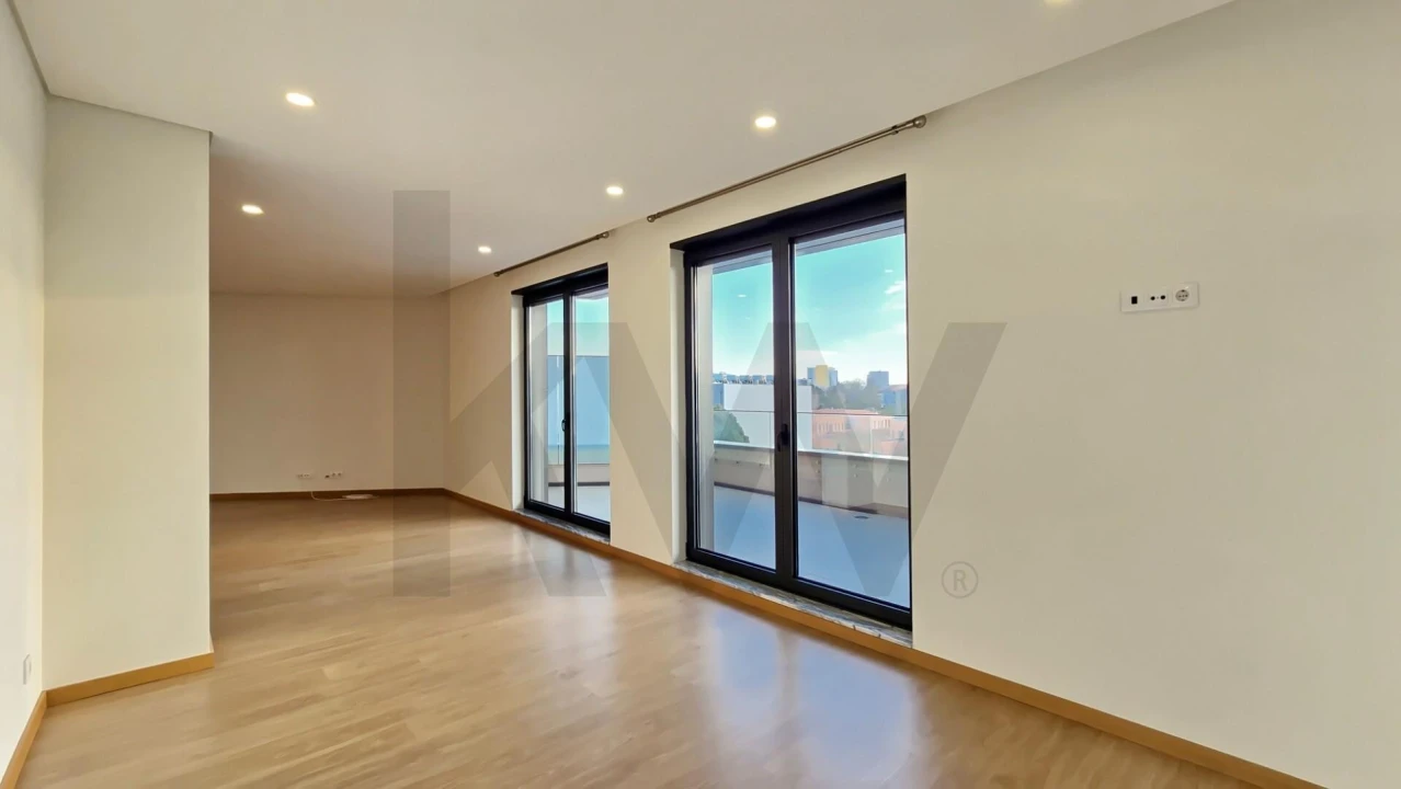 Apartamento T2 para Arrendamento em Requeixo, Nossa Senhora de Fátima e Nariz Foto 5