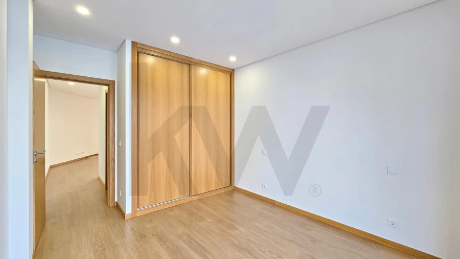 Apartamento T2 para Arrendamento em Requeixo, Nossa Senhora de Fátima e Nariz Foto 17