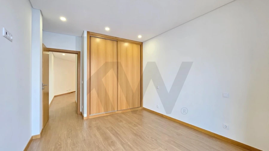 Apartamento T2 para Arrendamento em Requeixo, Nossa Senhora de Fátima e Nariz Foto 19