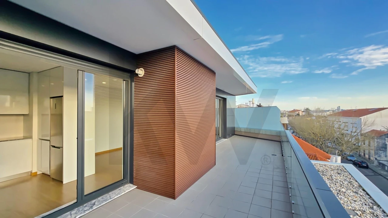 Apartamento T2 para Arrendamento em Requeixo, Nossa Senhora de Fátima e Nariz Foto 33