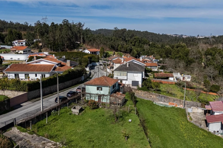 Terreno para Venda em O. Azeméis, Riba-Ul, Ul, Macinhata Seixa, Madail Foto 11