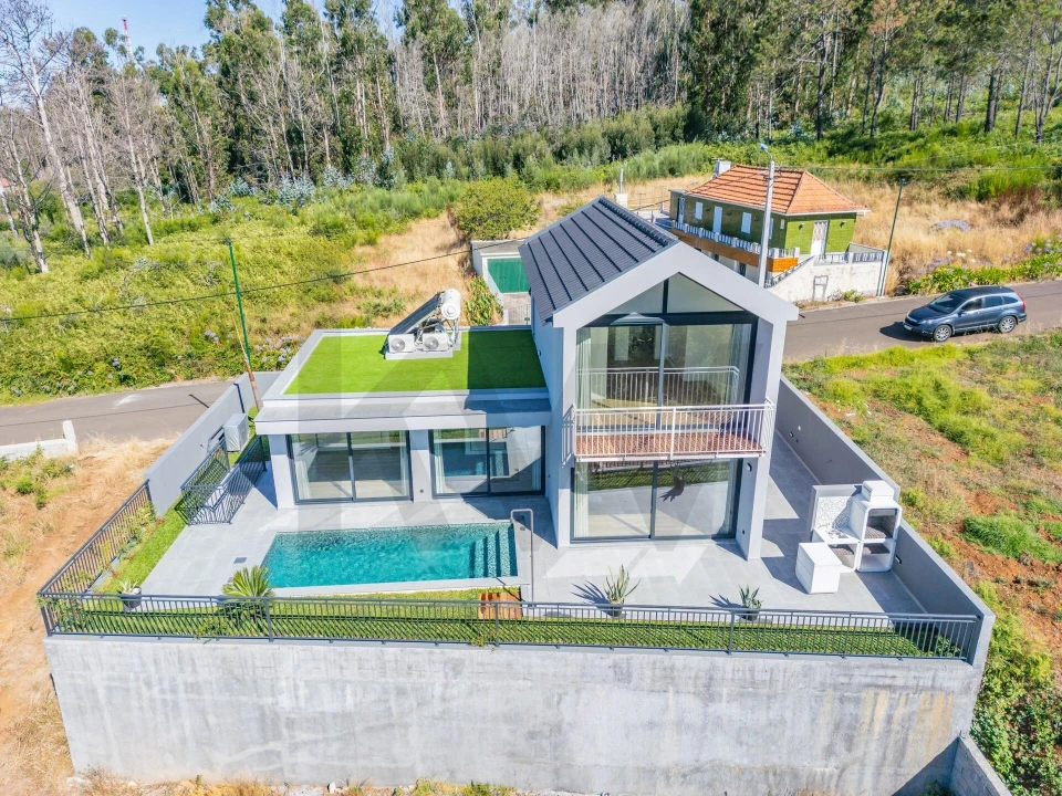 Moradia T3 para Venda em Fajã da Ovelha Foto 2