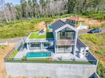 Moradia T3 para Venda em Fajã da Ovelha
