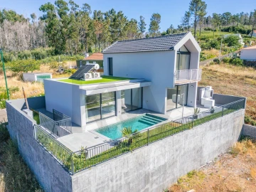 Moradia T3 para Venda em Fajã da Ovelha