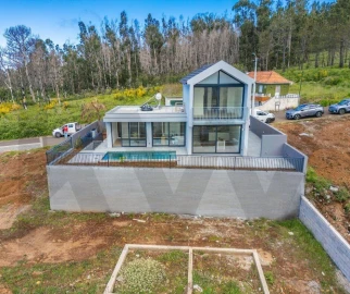 Moradia T3 para Venda em Fajã da Ovelha