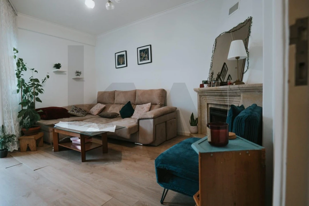 Apartamento T3 para Venda em Venteira Foto 3