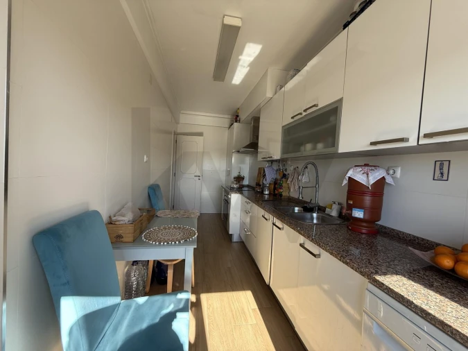 Apartamento T3 para Venda em Venteira Foto 6